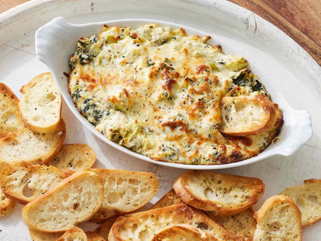 Spinach Artichoke Dip with Crackers or Sliced Baguette