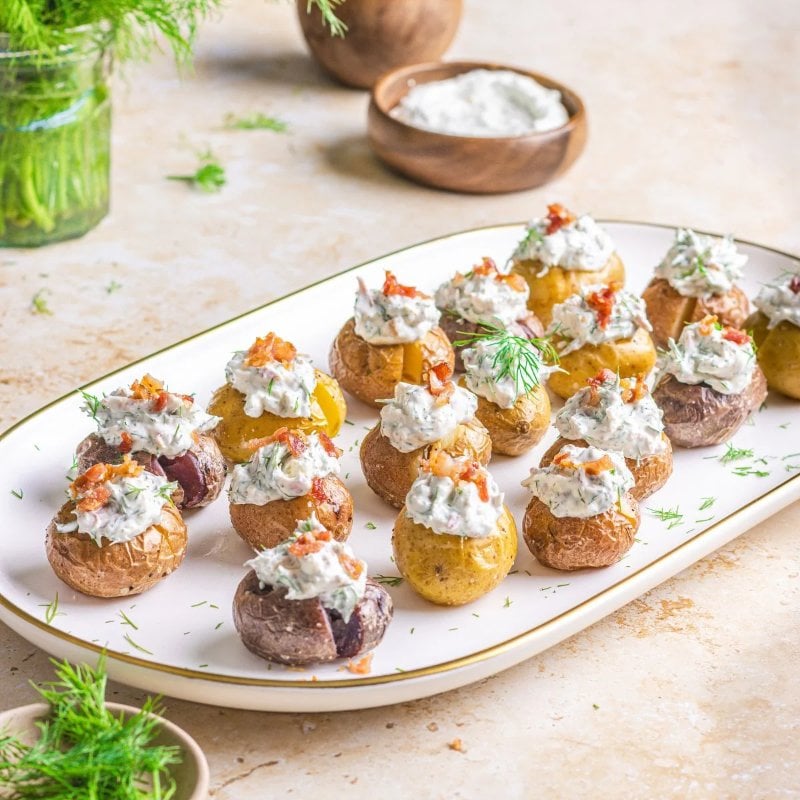 Baked Mini Potatoes with Sour Cream and Chives (2 Pieces)