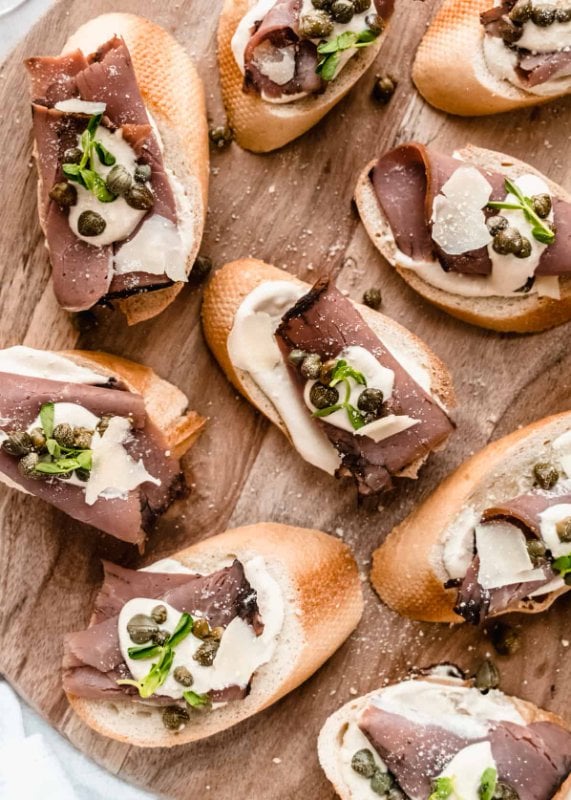 Beef Crostini (2 Pieces)