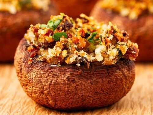 Veggie Stuffed Mushrooms (2 Pieces)