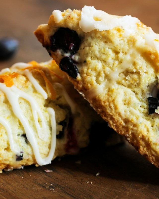Scone Apricot, Blueberry