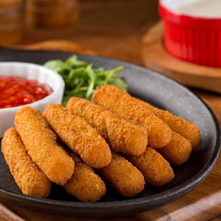 Fried Mozzarella Sticks